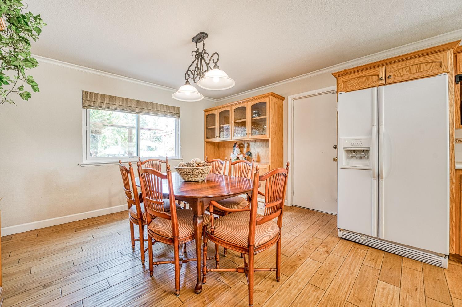 11249 Mountain View Dr, Madera, CA 93636