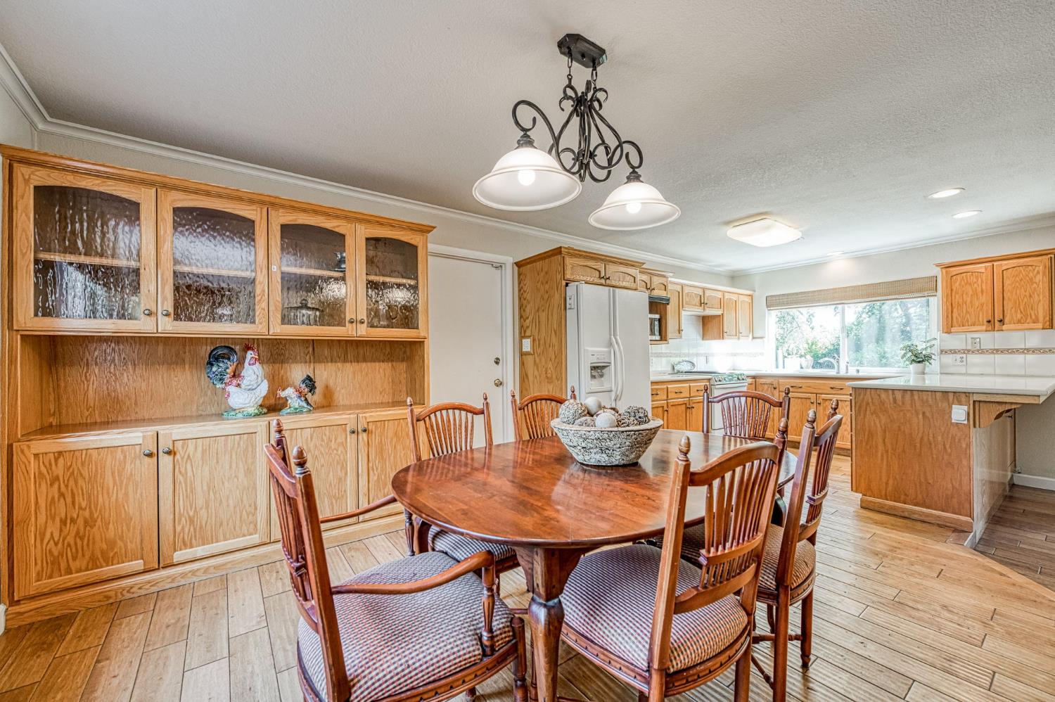 11249 Mountain View Dr, Madera, CA 93636