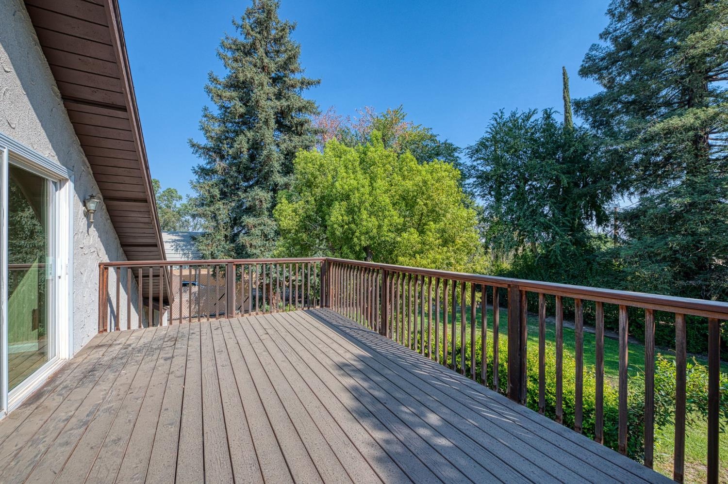 11249 Mountain View Dr, Madera, CA 93636