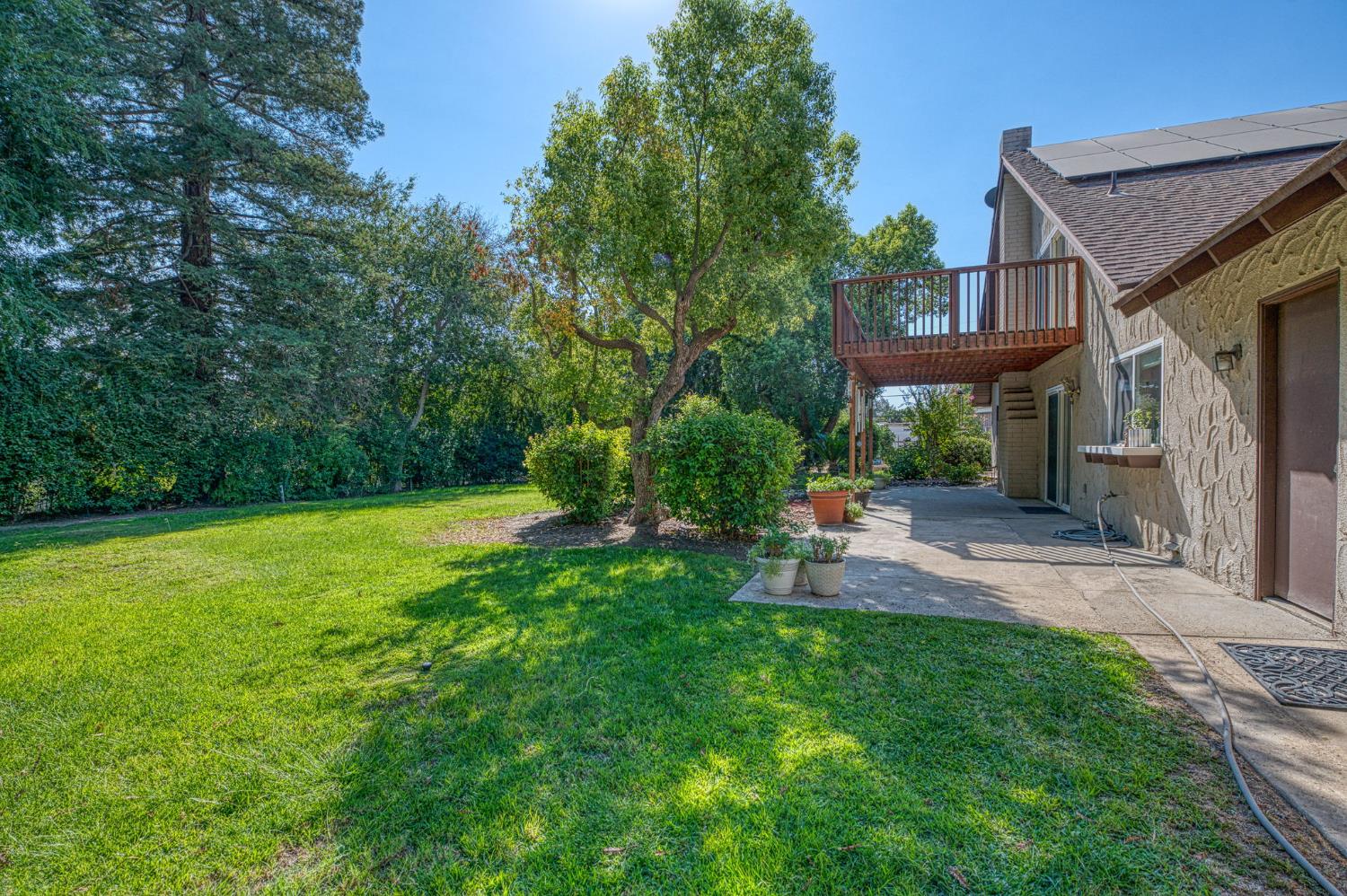 11249 Mountain View Dr, Madera, CA 93636
