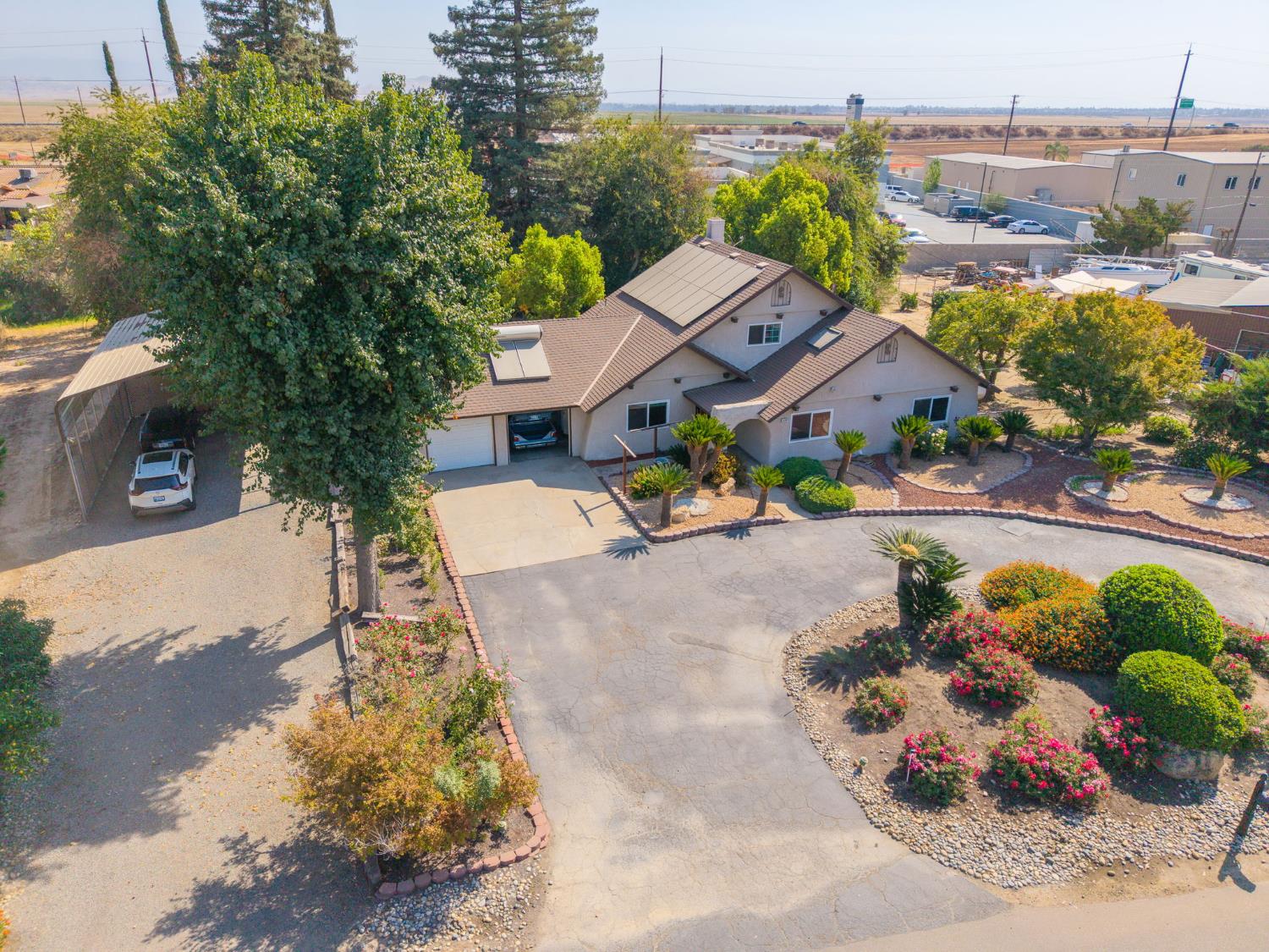 11249 Mountain View Dr, Madera, CA 93636