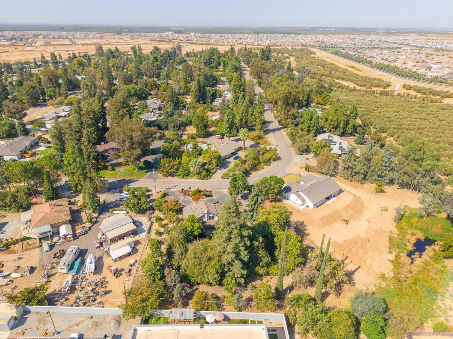 11249 Mountain View Dr, Madera, CA 93636