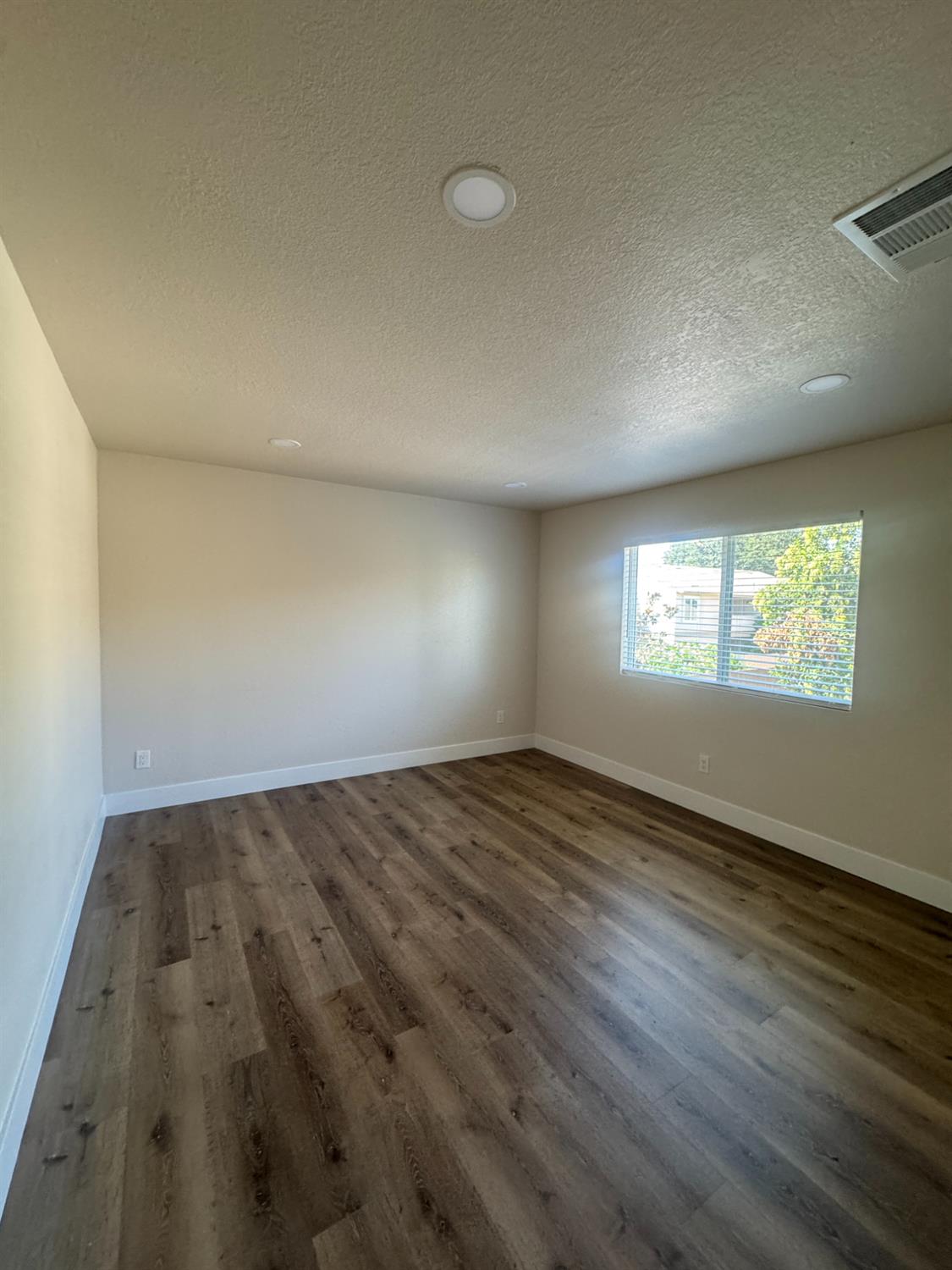 3739 W Bullard Ave #210, Fresno, CA 93711