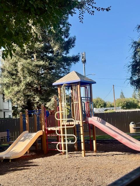 3739 W Bullard Ave #210, Fresno, CA 93711