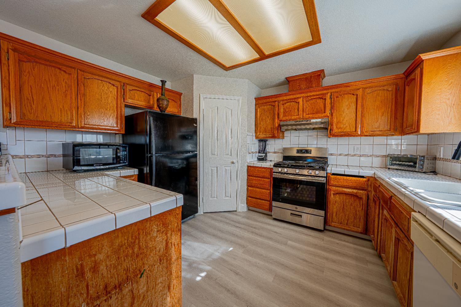 17864 Road 25, Madera, CA 93638
