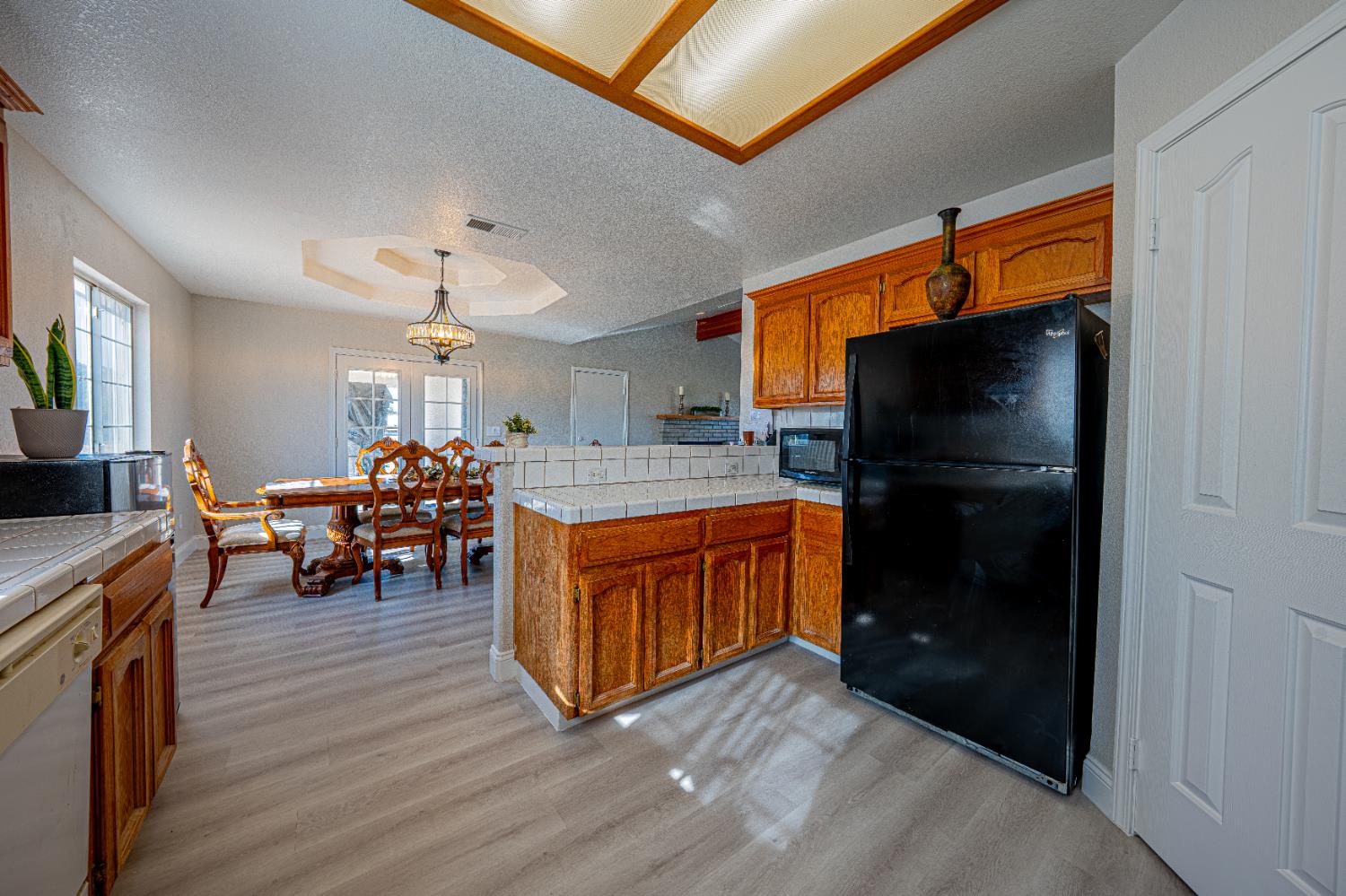 17864 Road 25, Madera, CA 93638