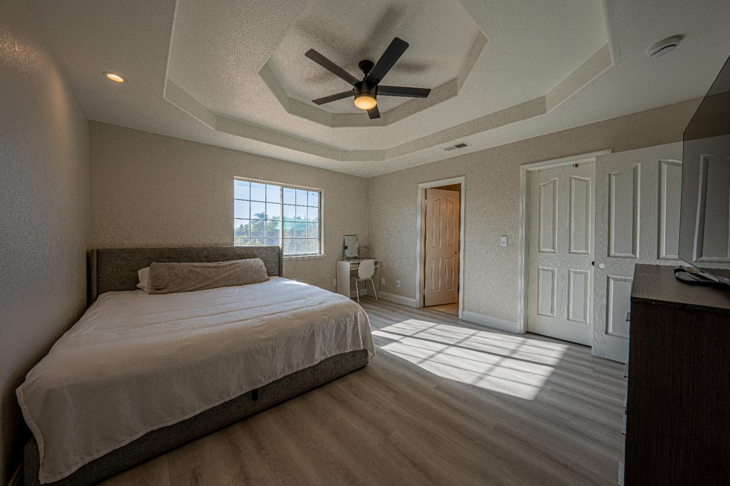 17864 Road 25, Madera, CA 93638