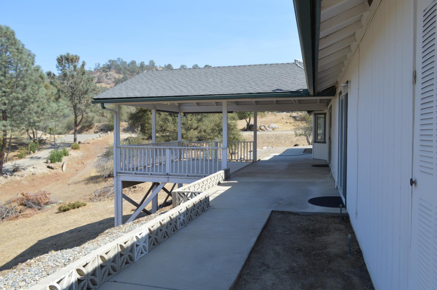 43531 Cedar Grove Way, Coarsegold, CA 93614