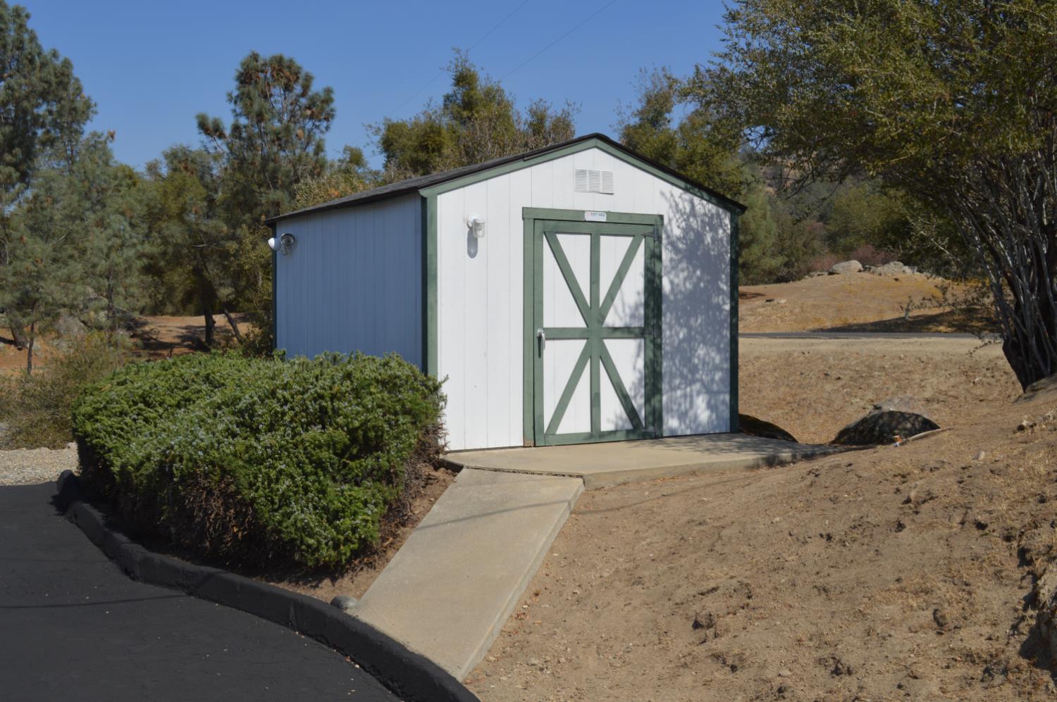 43531 Cedar Grove Way, Coarsegold, CA 93614