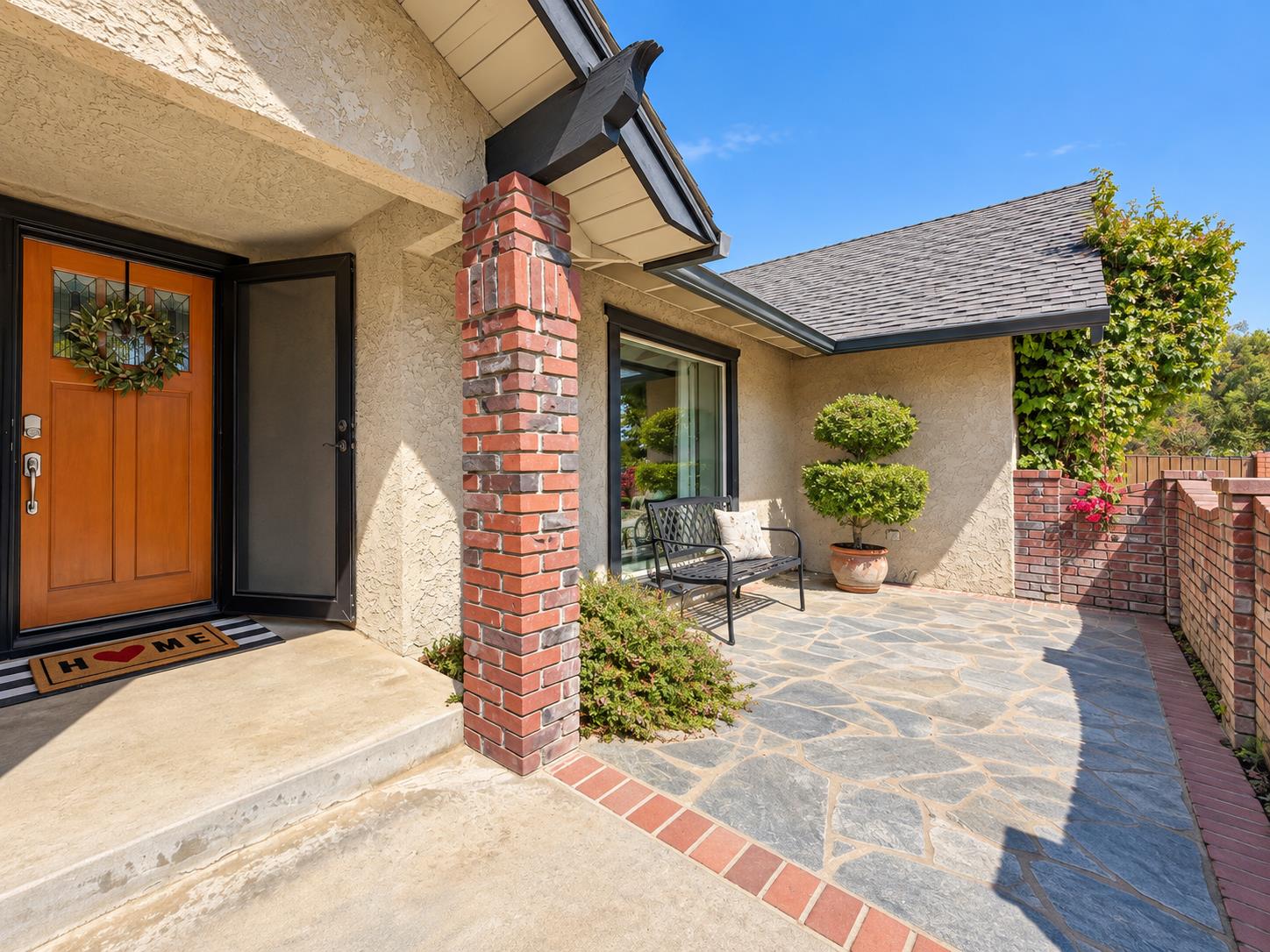 8575 N Fuller Ave, Fresno, CA 93720