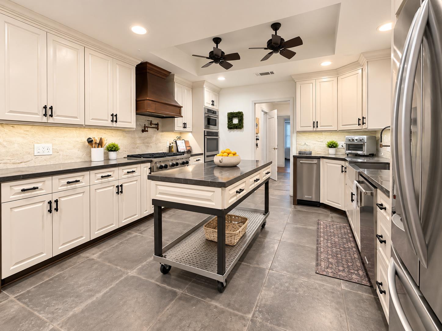 8575 N Fuller Ave, Fresno, CA 93720