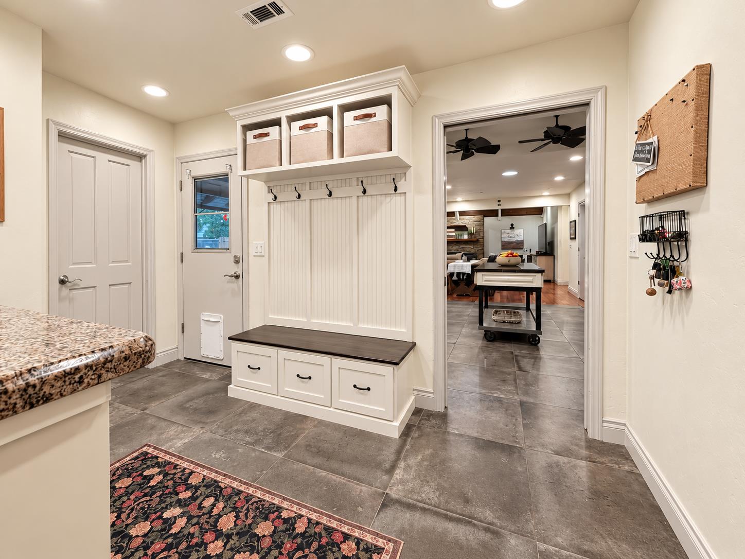 8575 N Fuller Ave, Fresno, CA 93720