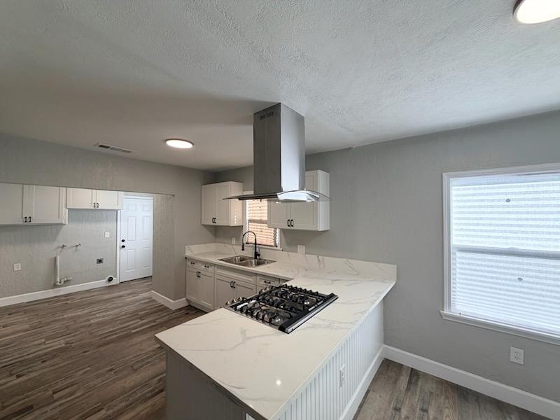 4519 E Tulare, Fresno, CA 93702