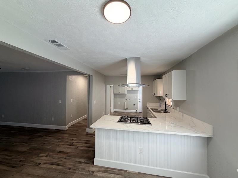 4519 E Tulare, Fresno, CA 93702