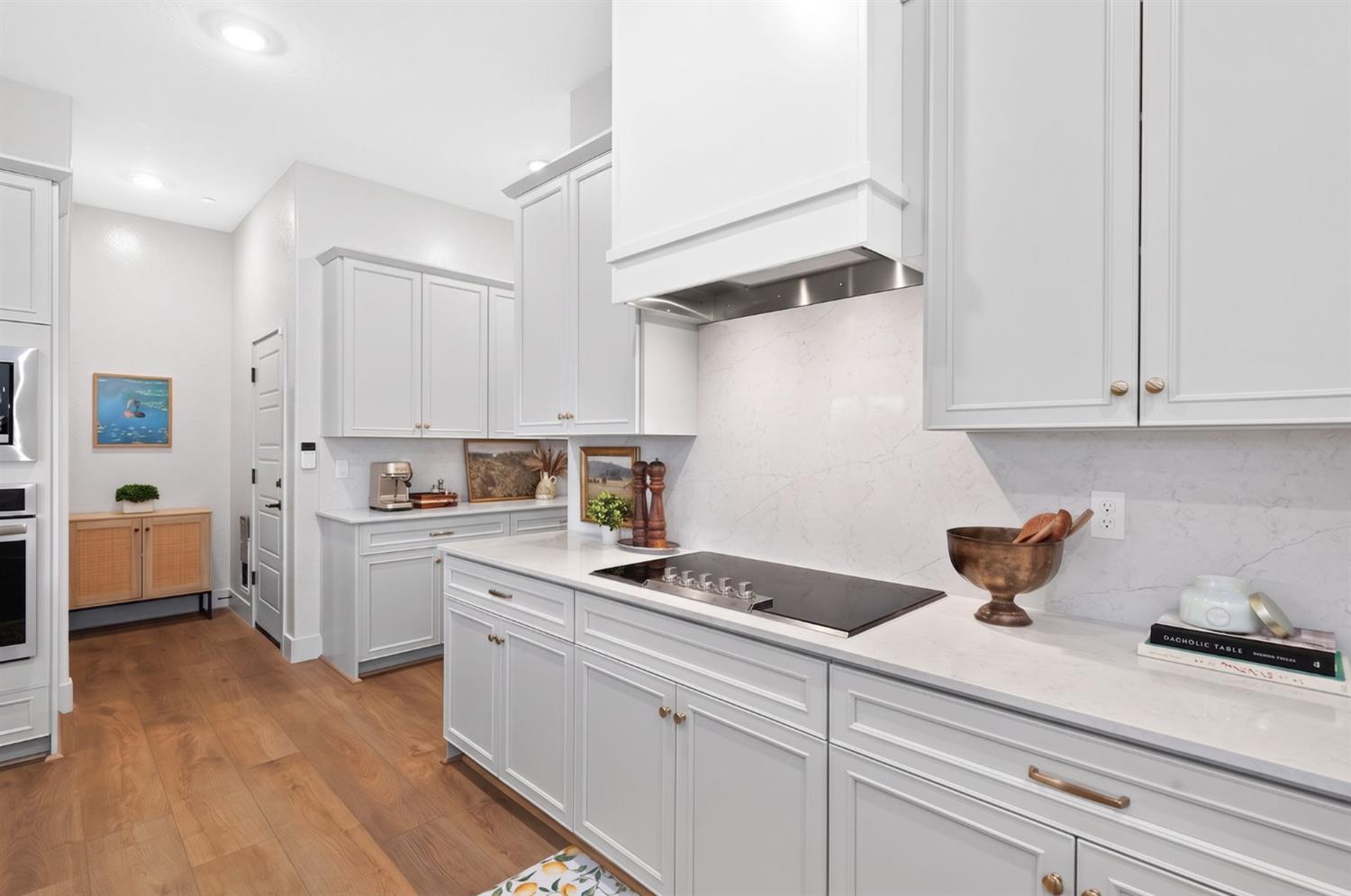 1609 Atlantica Drive South, Madera, CA 93636