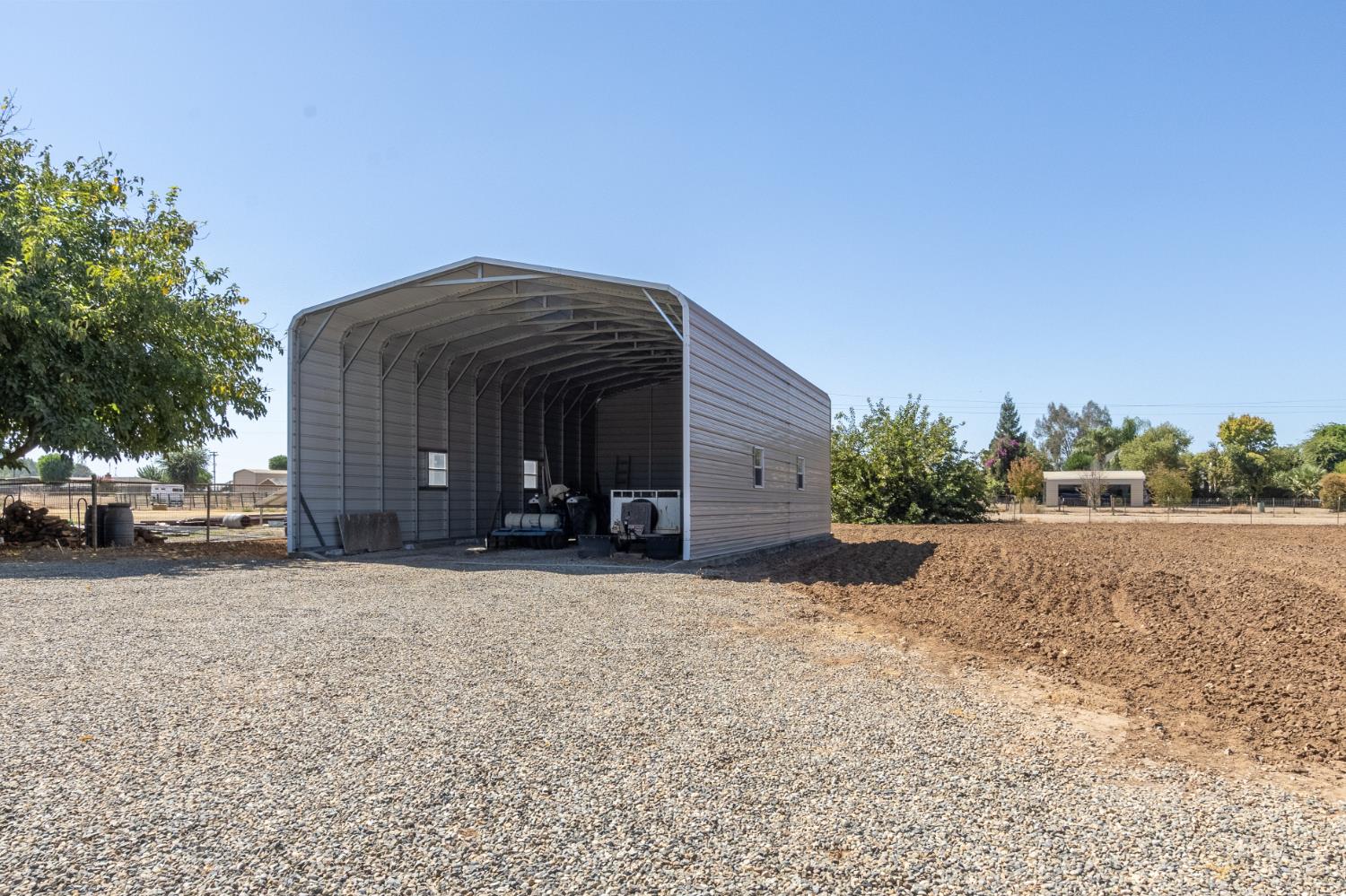 3589 N Markay Ave, Sanger, CA 93657
