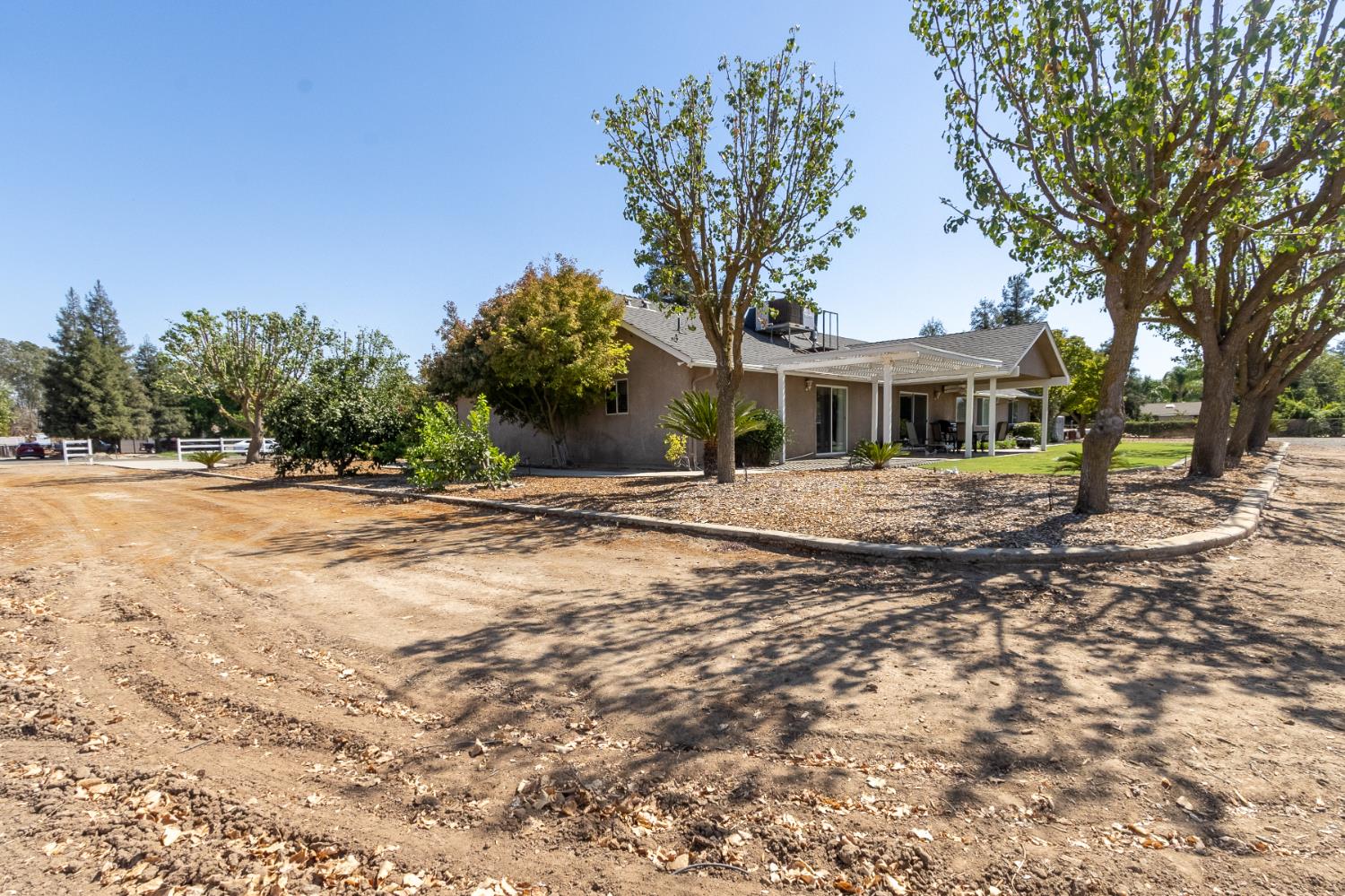 3589 N Markay Ave, Sanger, CA 93657