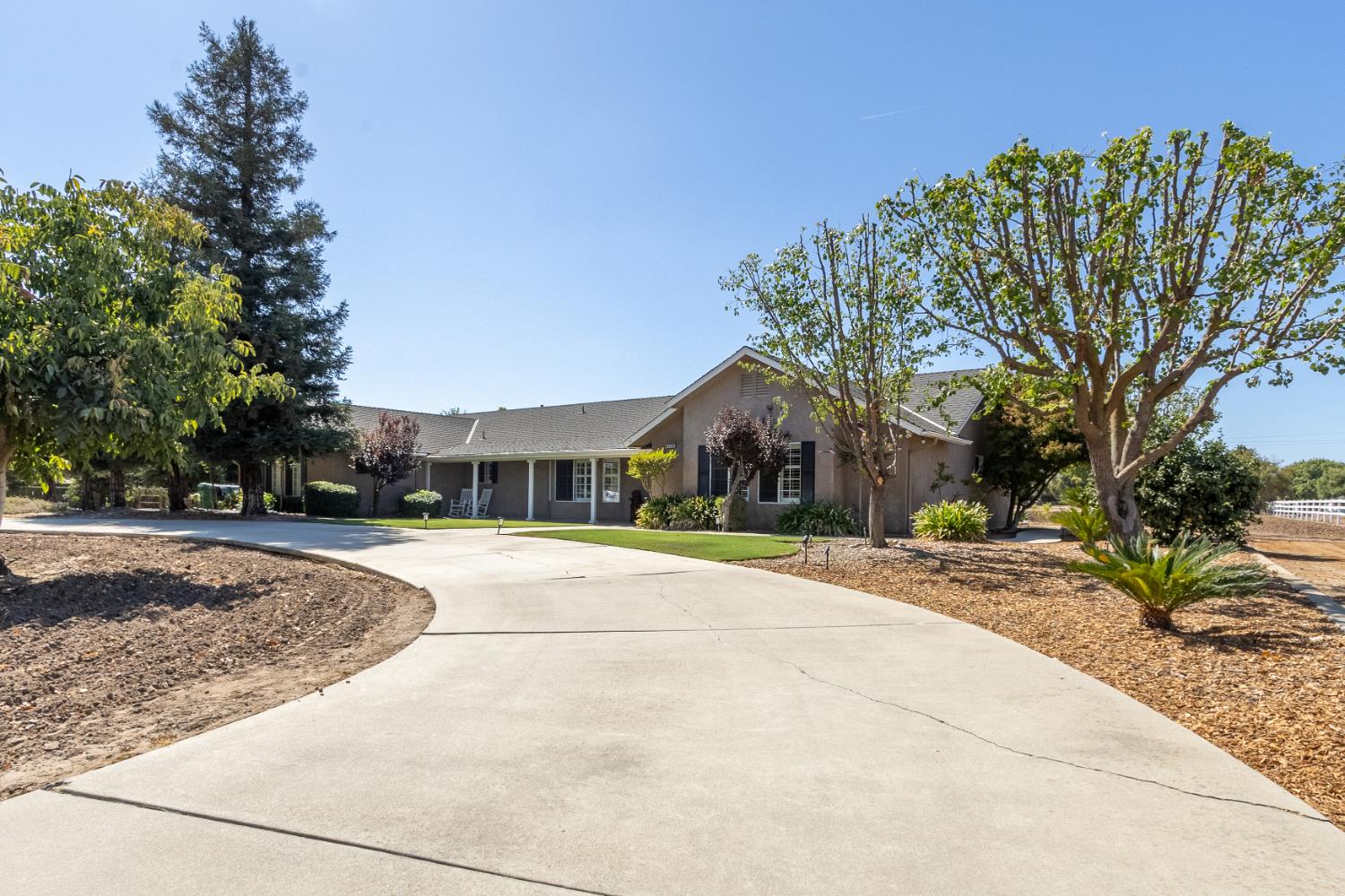 3589 N Markay Ave, Sanger, CA 93657