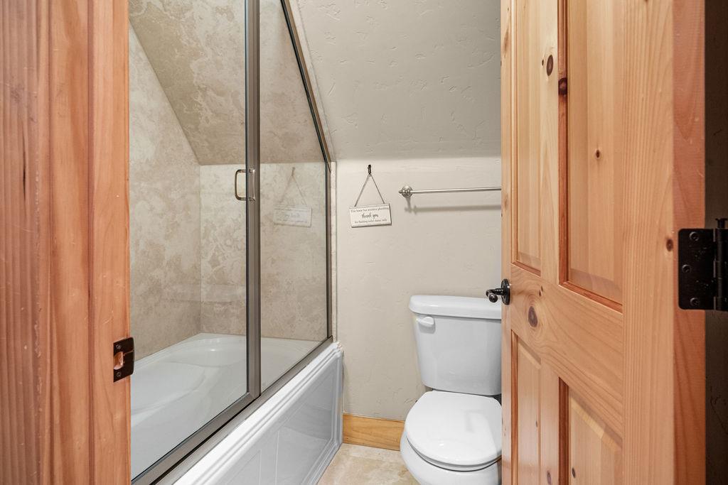 39756 Wishing Well Dr, Bass Lake, CA 93604