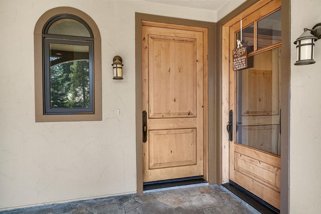 39756 Wishing Well Dr, Bass Lake, CA 93604