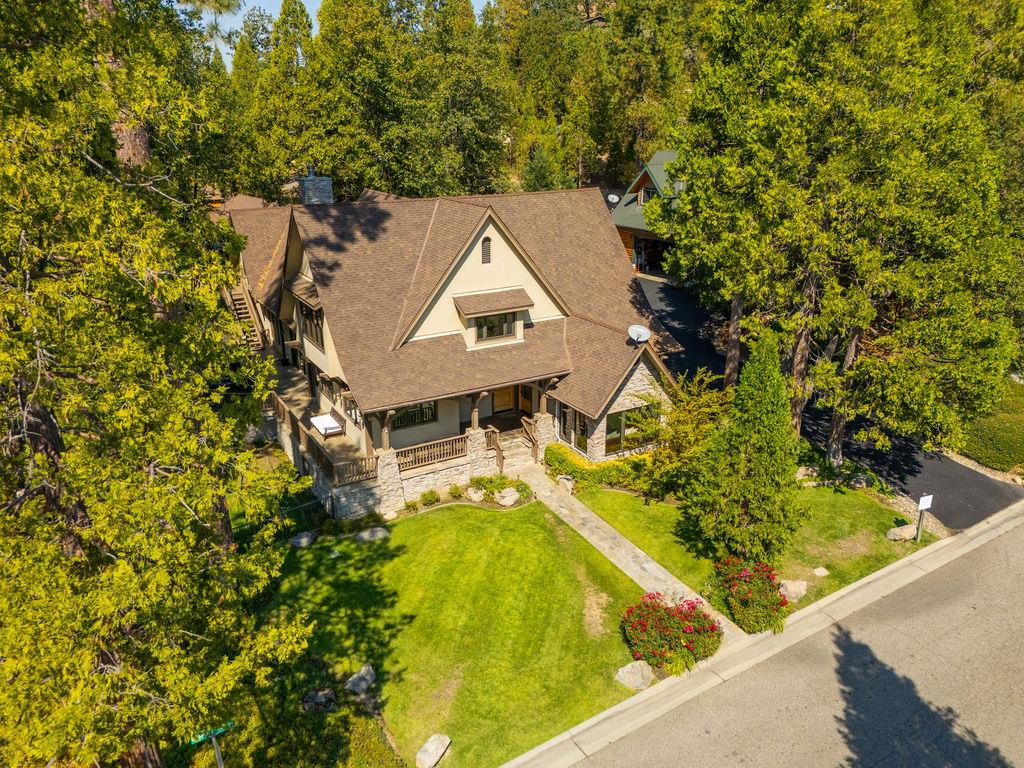 39756 Wishing Well Dr, Bass Lake, CA 93604