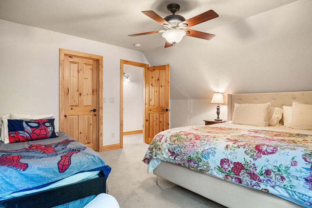 39756 Wishing Well Dr, Bass Lake, CA 93604
