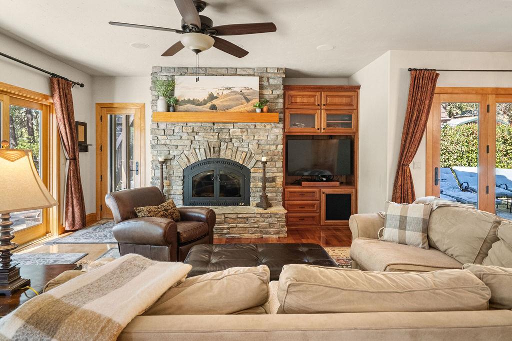 39756 Wishing Well Dr, Bass Lake, CA 93604