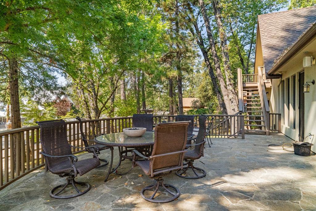 39756 Wishing Well Dr, Bass Lake, CA 93604