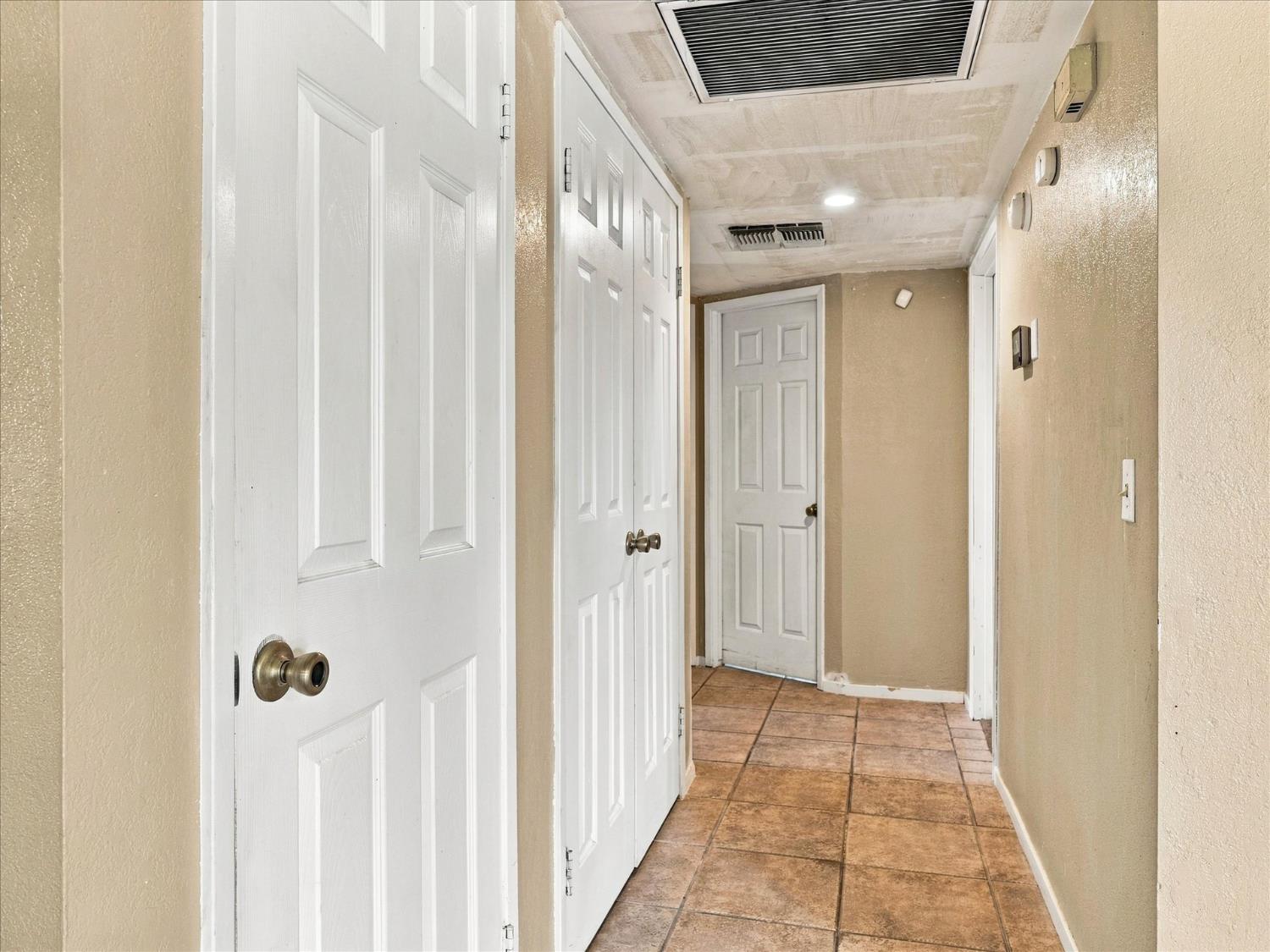 18769 Farallon Rd, Madera, CA 93638