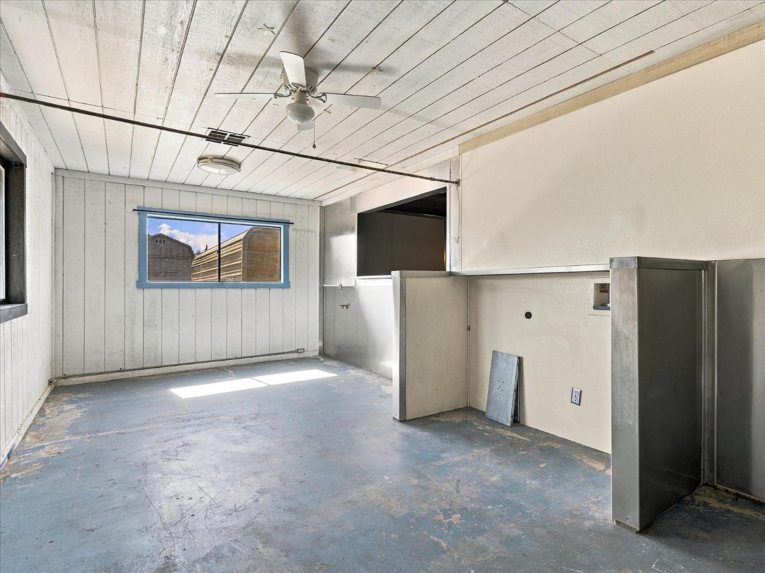 18769 Farallon Rd, Madera, CA 93638