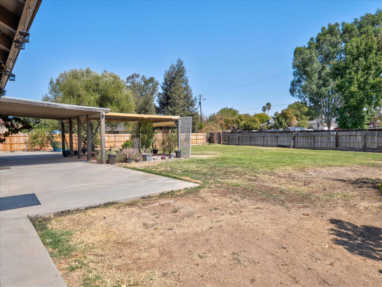18769 Farallon Rd, Madera, CA 93638