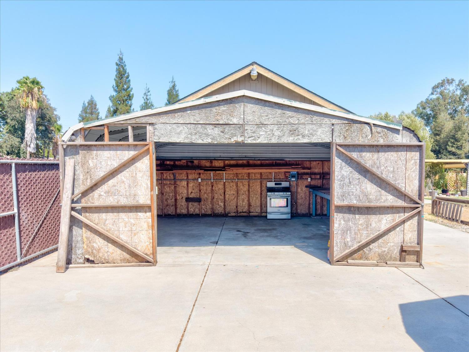 18769 Farallon Rd, Madera, CA 93638