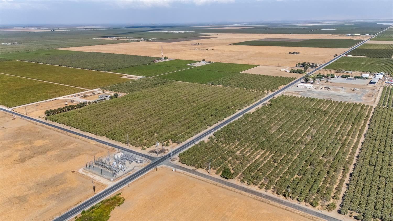 1 Sierra Ave, Earlimart, CA 93219