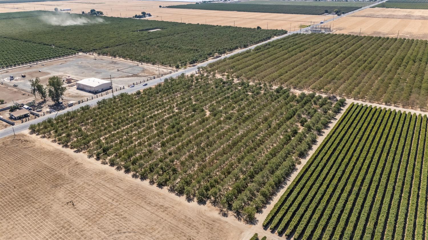 1 Sierra Ave, Earlimart, CA 93219