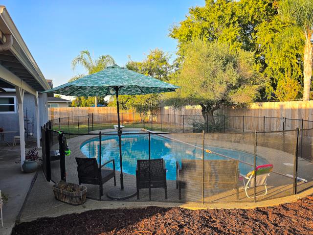 1111 Stanford Ave, Clovis, CA 93611