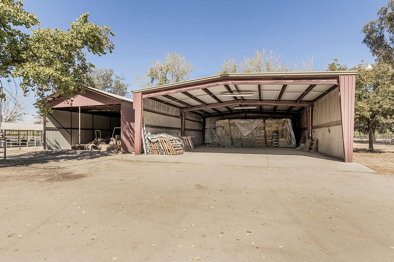 14901 S Highland Ave S, Selma, CA 93662