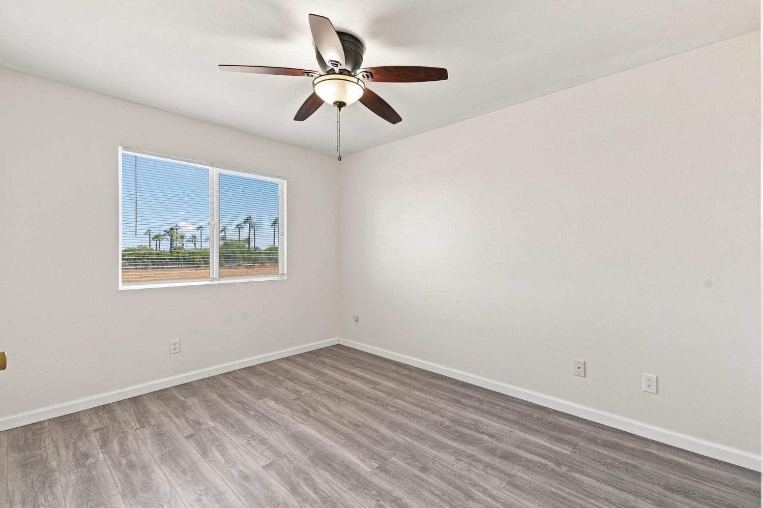 2834 Cherry Tree Ln, Madera, CA 93637