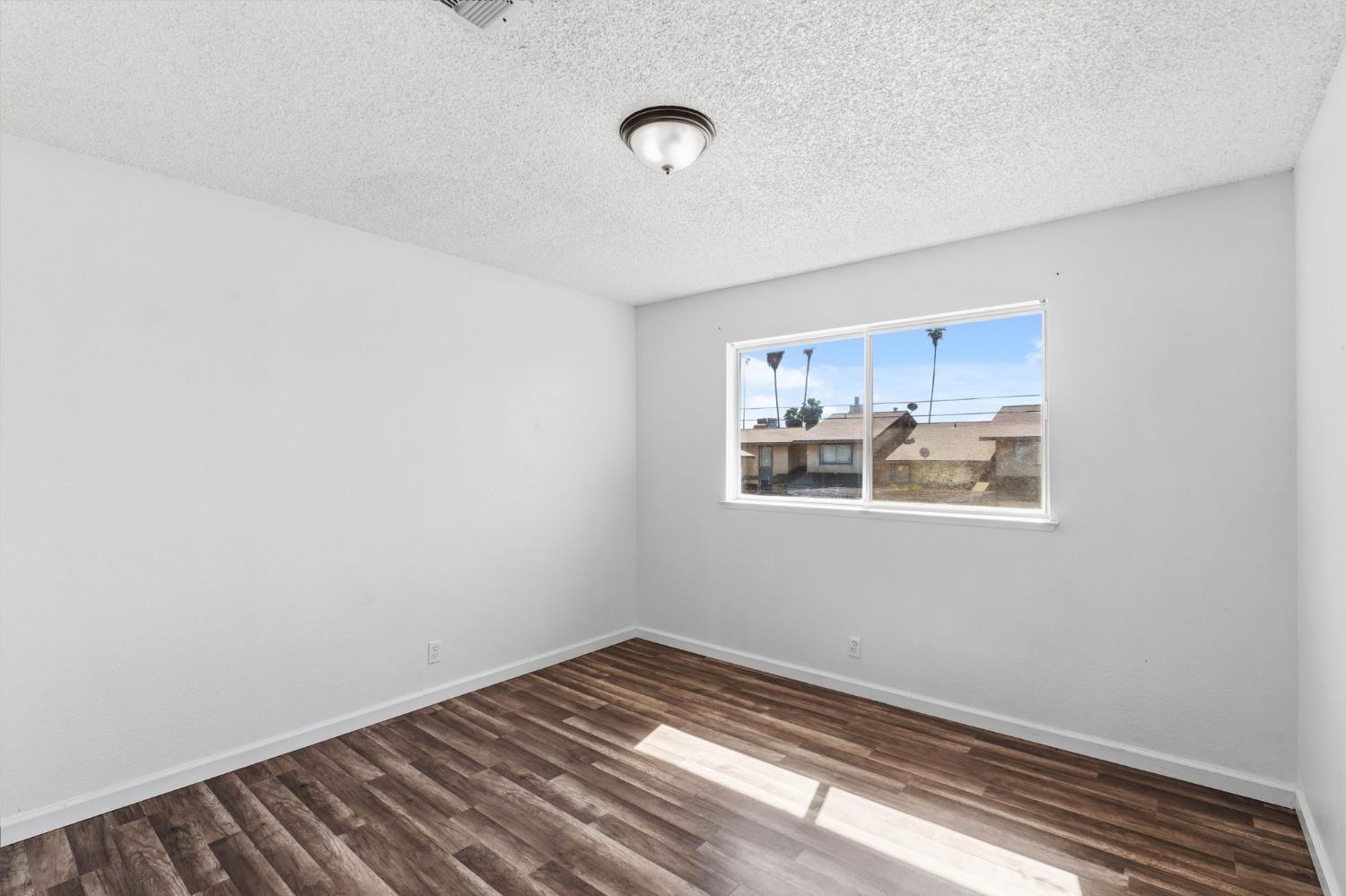 50 N 19Th Ave #A-F, Lemoore, CA 93245