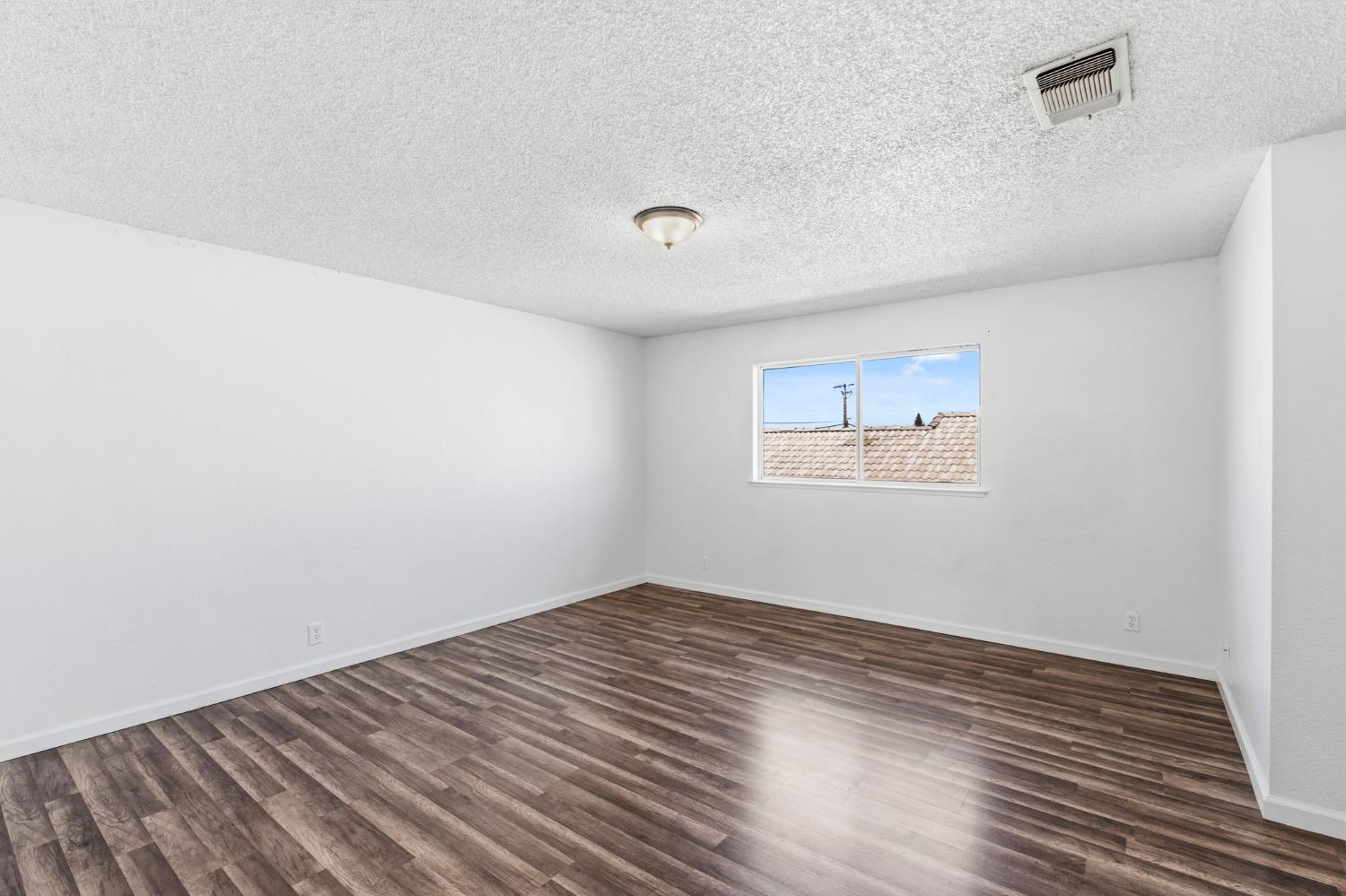 50 N 19Th Ave #A-F, Lemoore, CA 93245