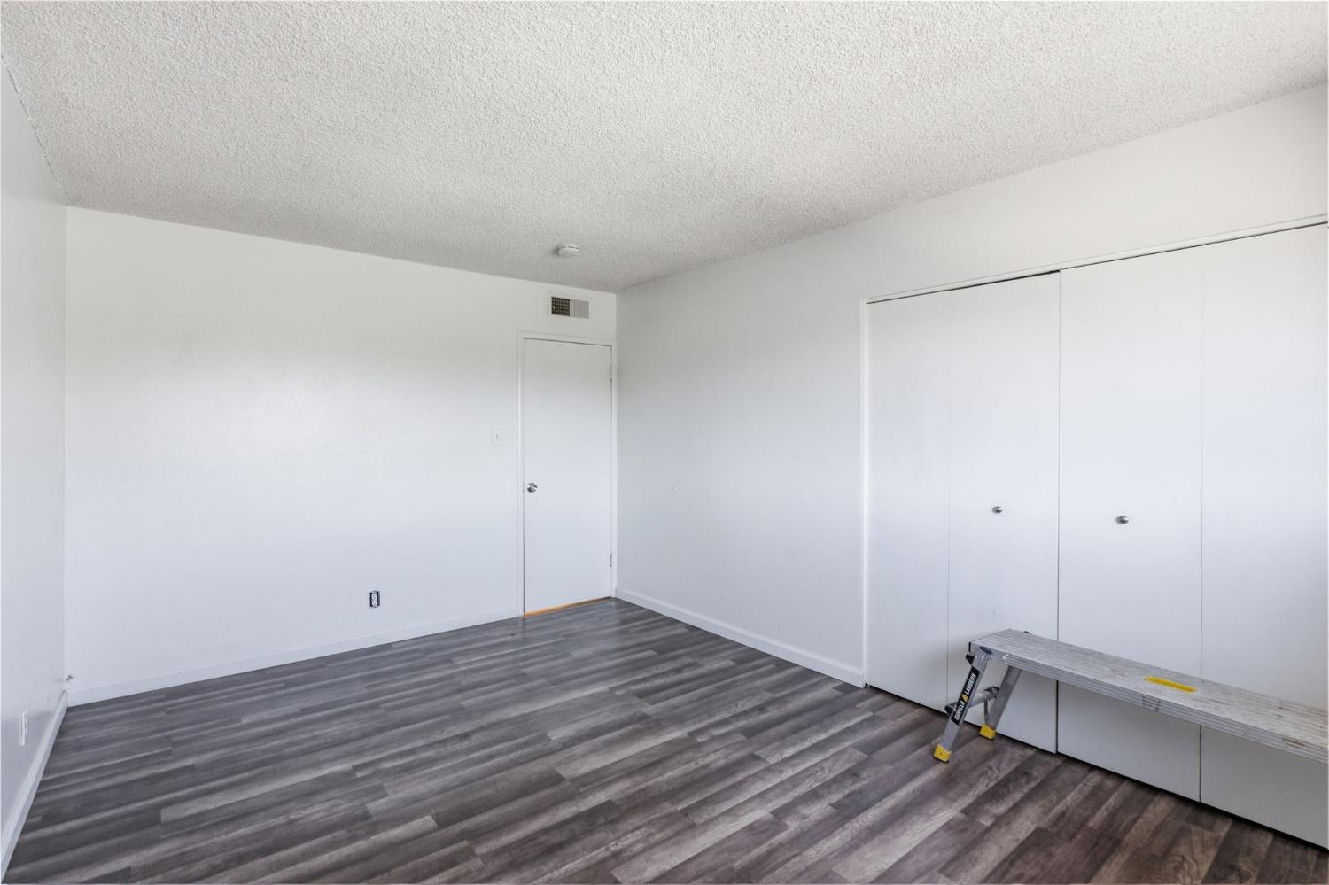 175 S 19Th Ave, Lemoore, CA 93245