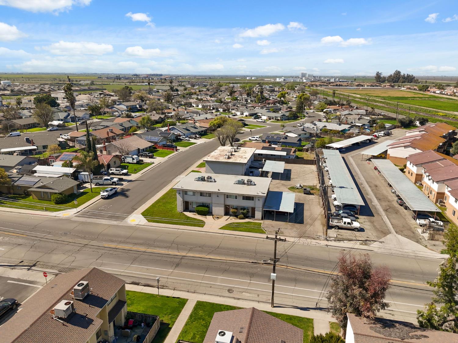 175 S 19Th Ave, Lemoore, CA 93245