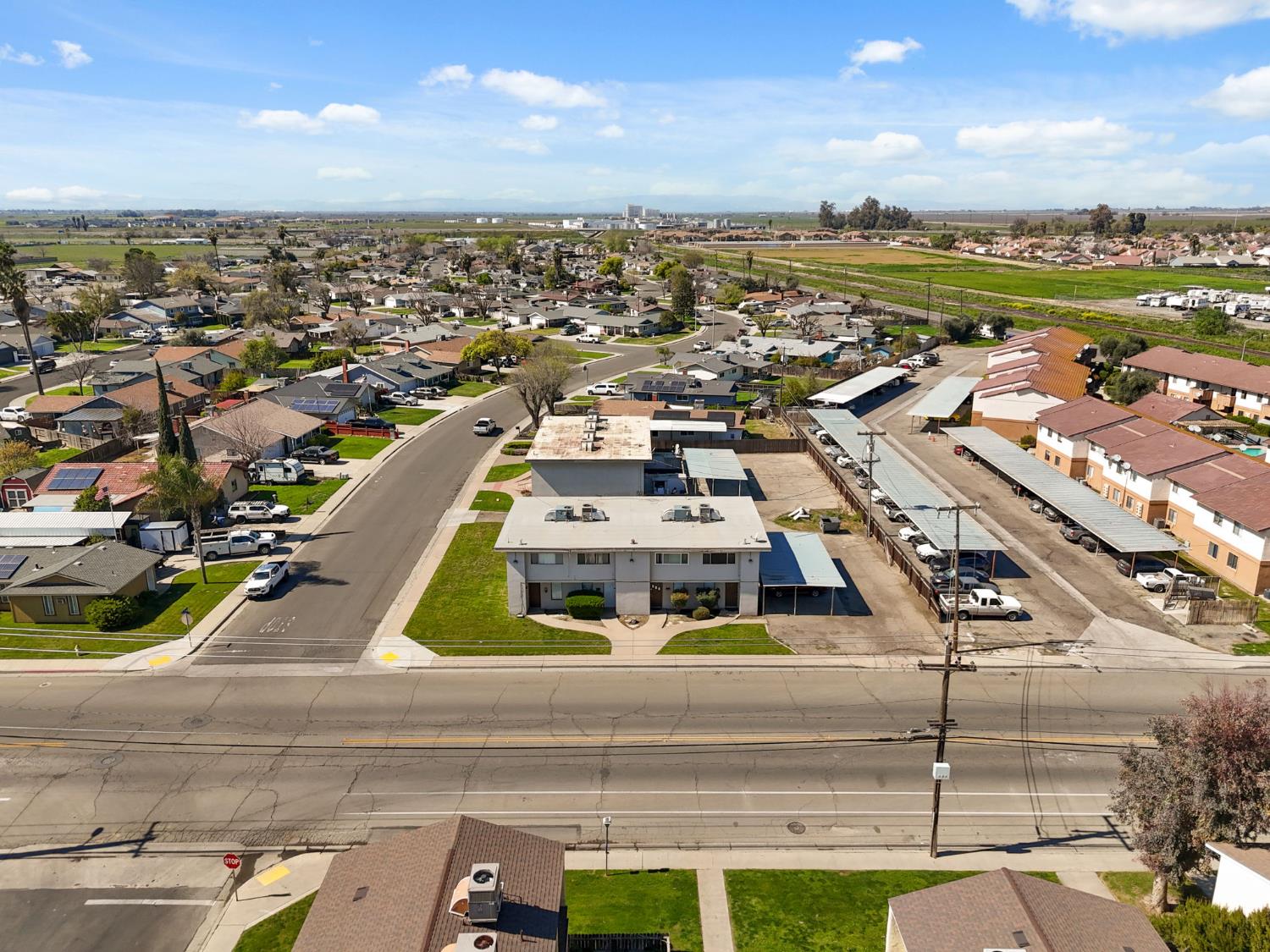 175 S 19Th Ave, Lemoore, CA 93245