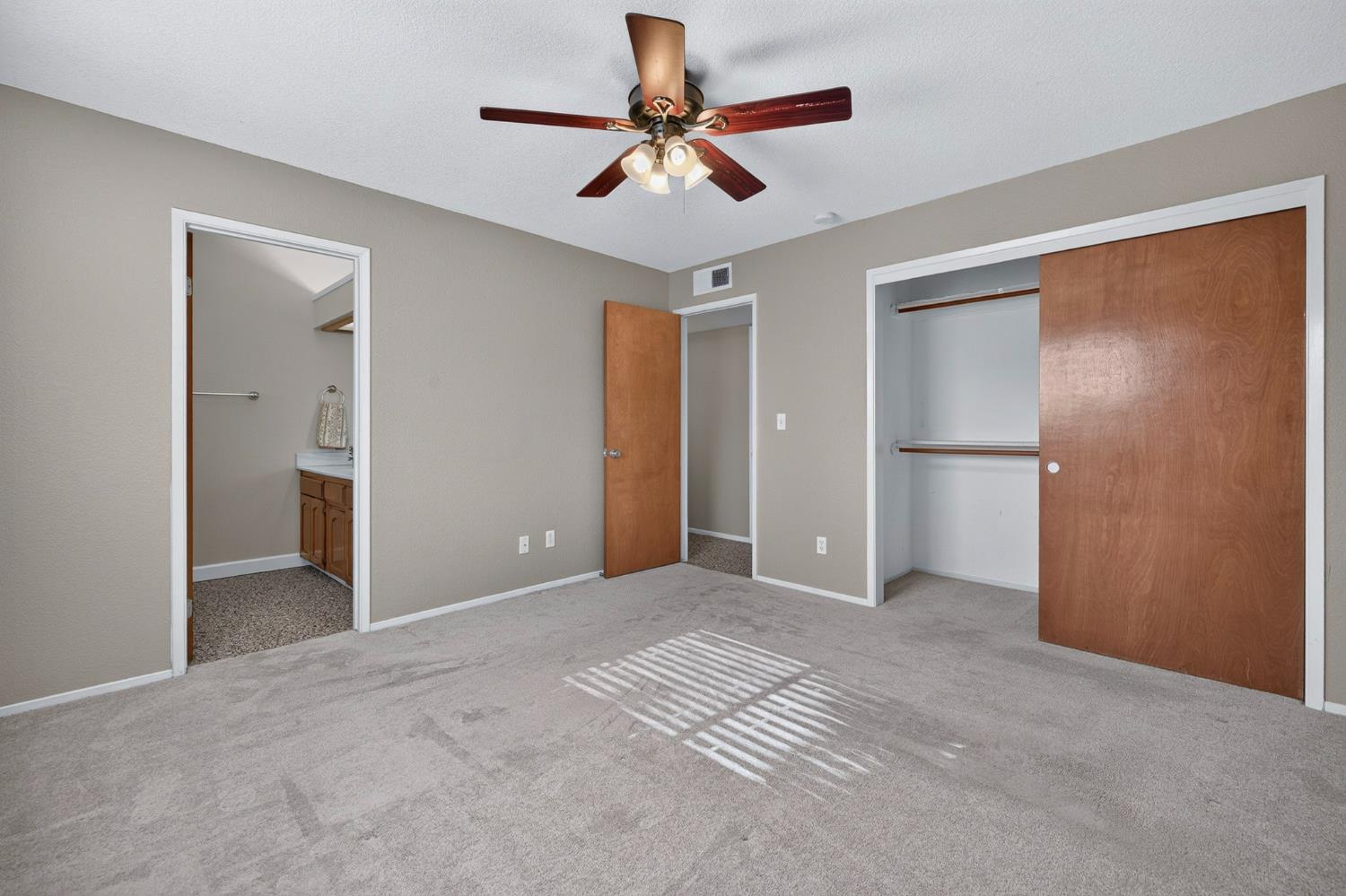 6302 N Delbert Ave, Fresno, CA 93722
