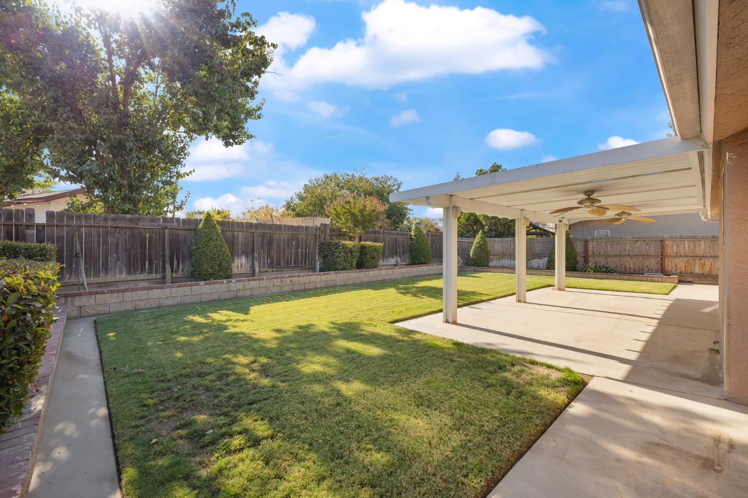 6302 N Delbert Ave, Fresno, CA 93722