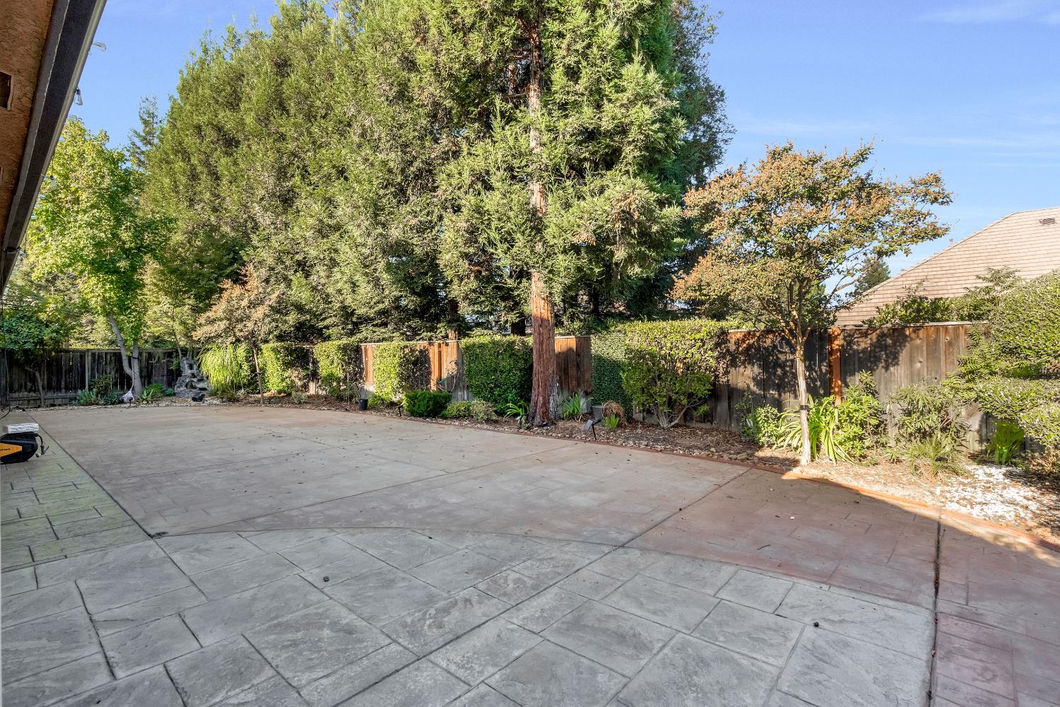 10547 N Laurel Valley Dr, Fresno, CA 93730