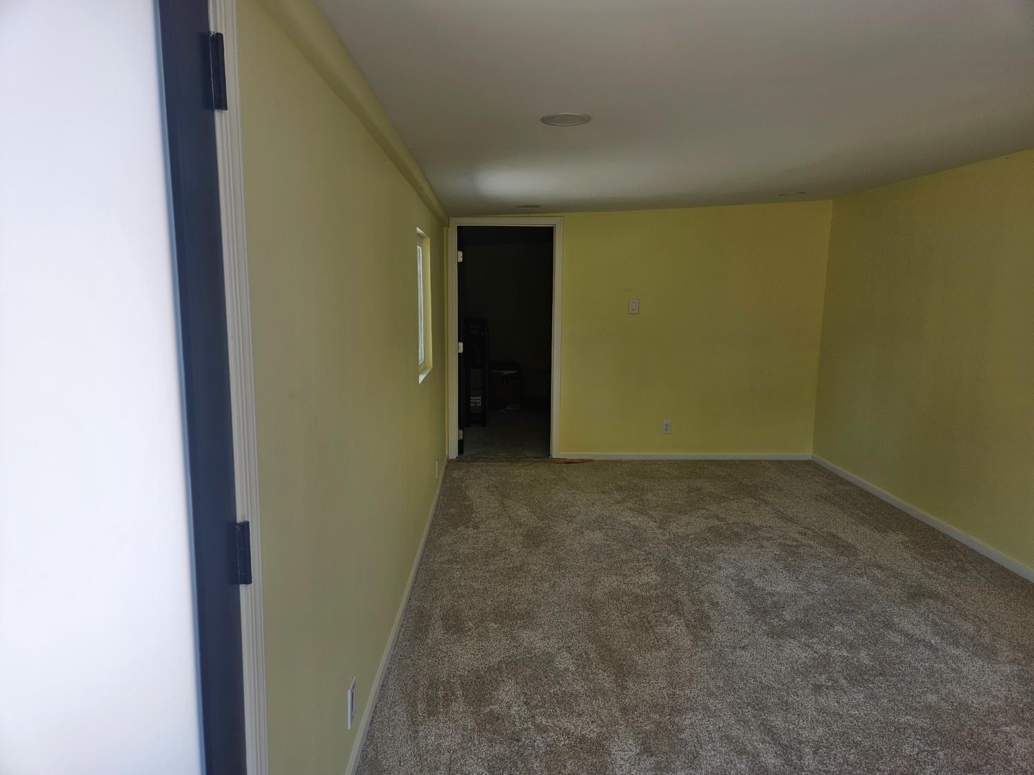30367 E Trimmer Springs Rd #36, Sanger, CA 93657