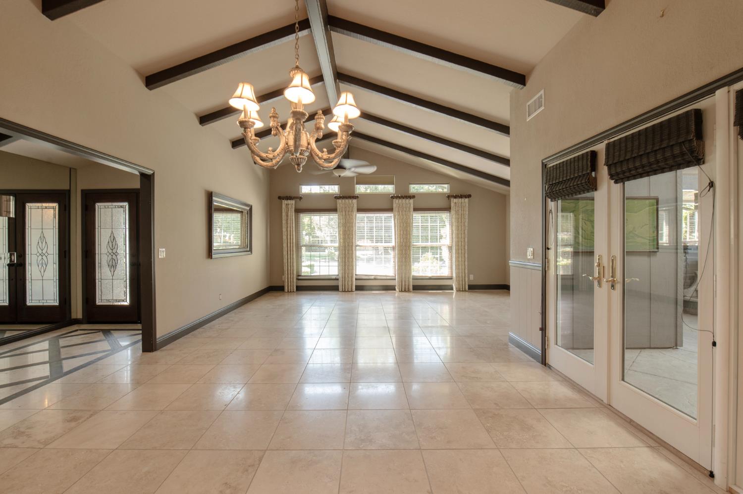 7402 N Benedict Ave, Fresno, CA 93711