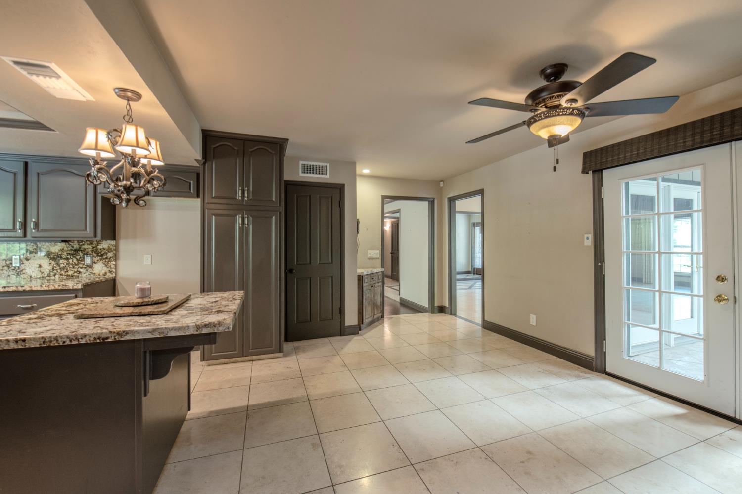 7402 N Benedict Ave, Fresno, CA 93711