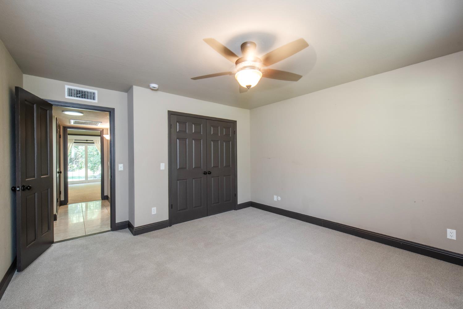 7402 N Benedict Ave, Fresno, CA 93711