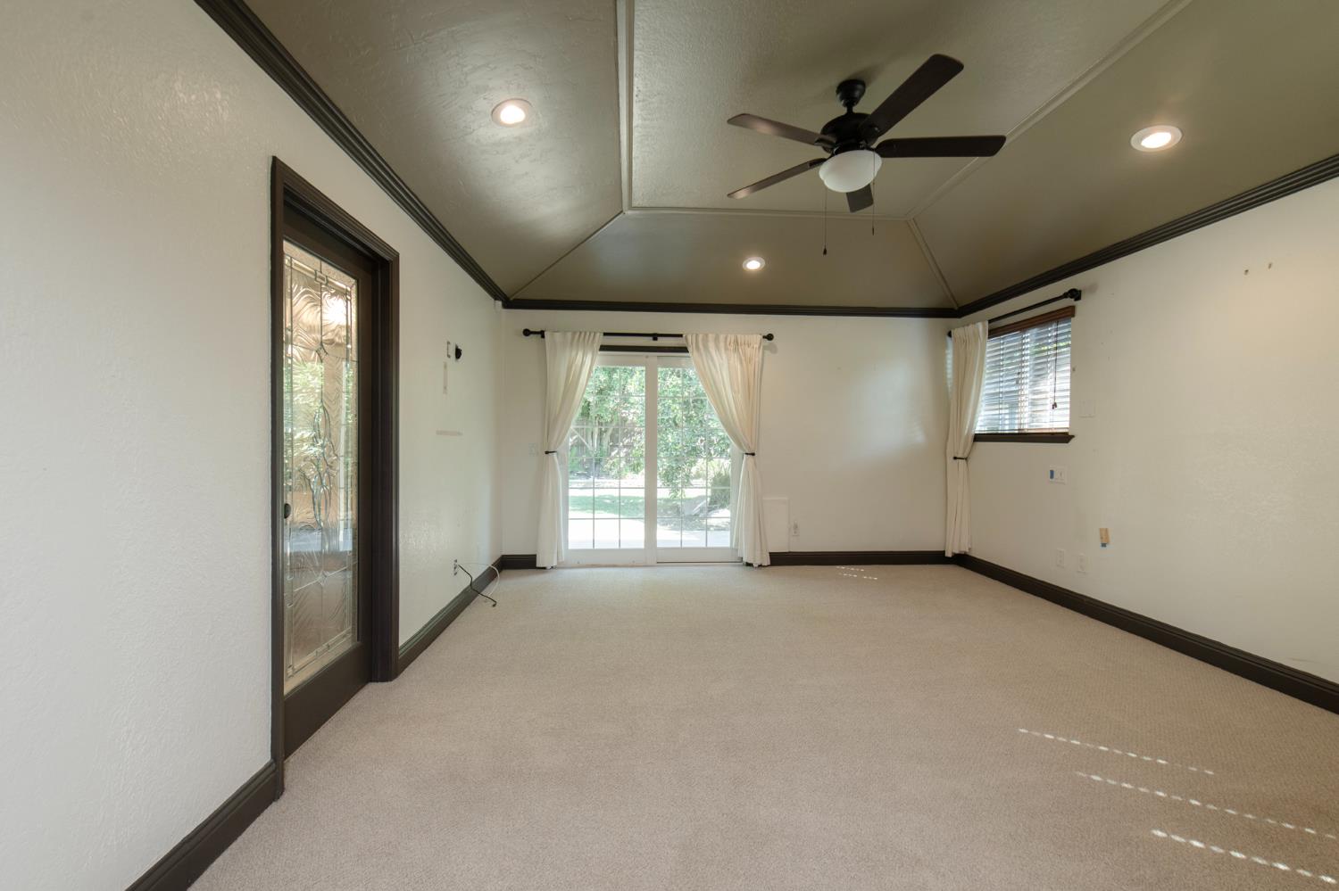 7402 N Benedict Ave, Fresno, CA 93711
